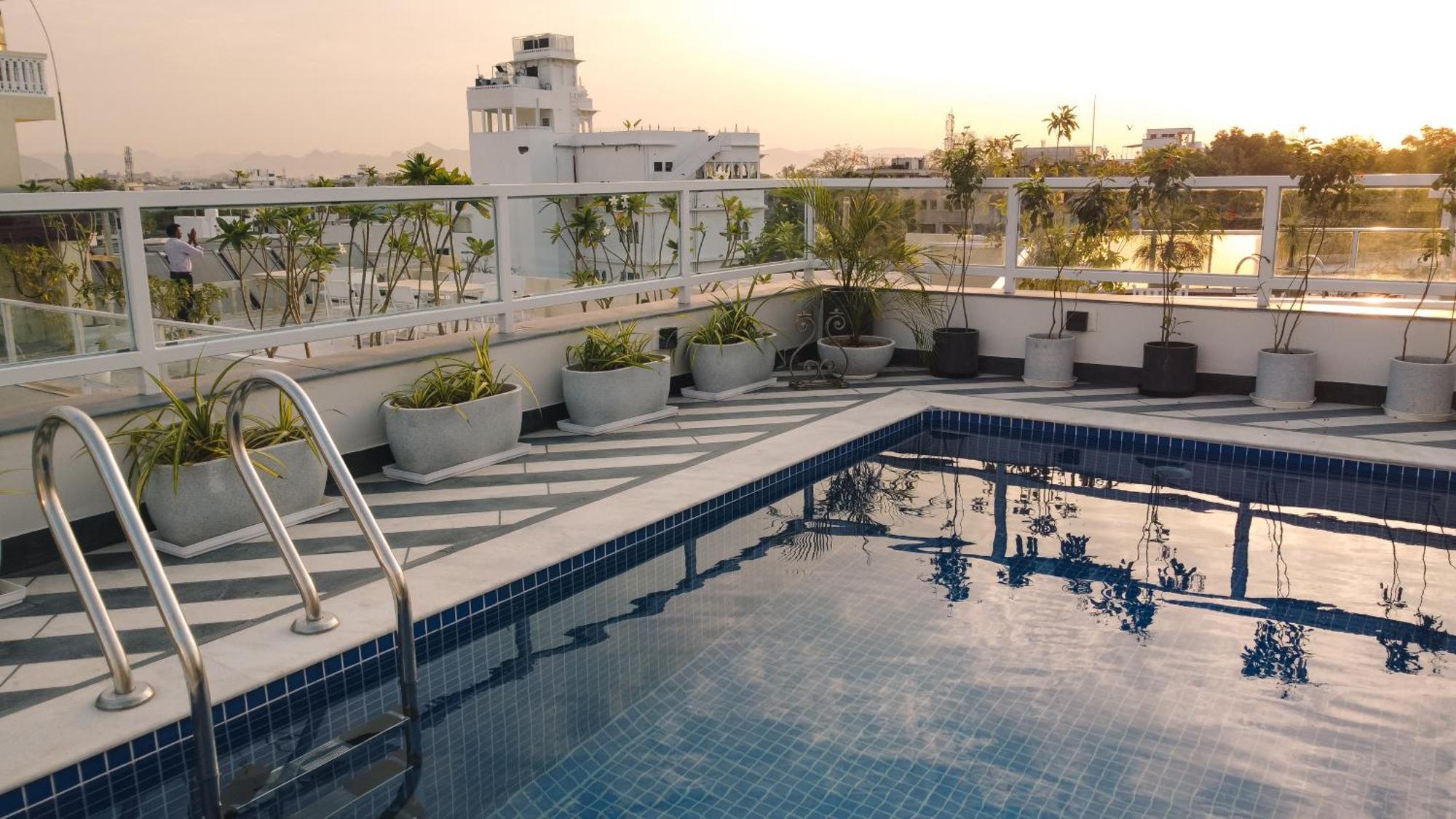 Hotel Naren Villa Udaipur Esterno foto